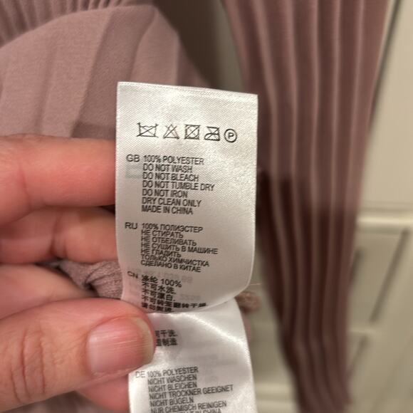 REISS Accordion blouse, size S or 4 - Picture 7 of 9